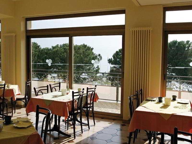 Hotel Geranio Au Lac Muralto Ресторан фото